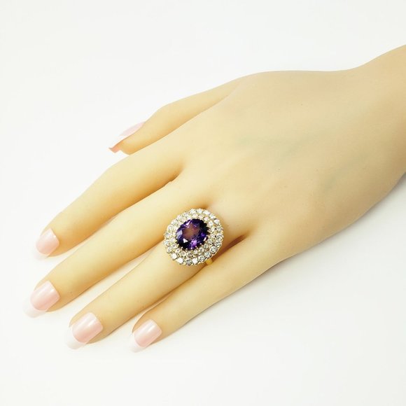 14 Karat Yellow Gold Amethyst and Diamond Ring - Picture 7 of 8
